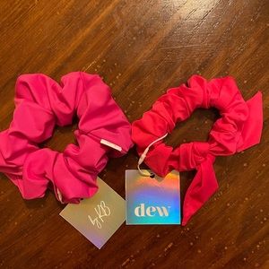 *Trade* Dew Scrunchies